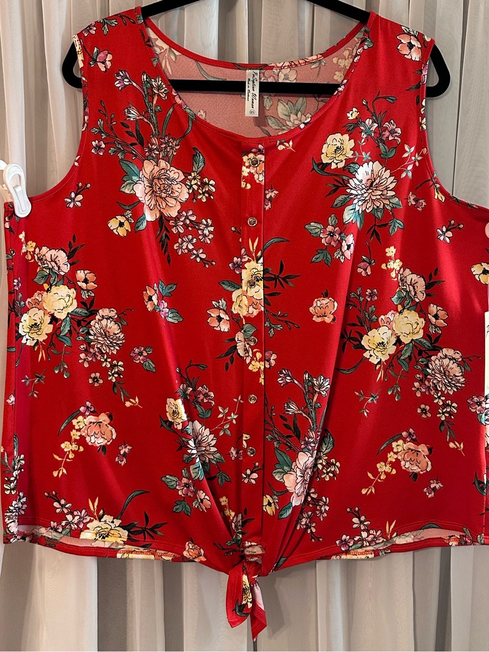 PerSeption Woman Red Floral Tie-Front Sleeveless Tank Top Size 2X